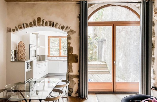 Annecy Old Town Apartment | Picasso avec terrasse cœur vieille ville