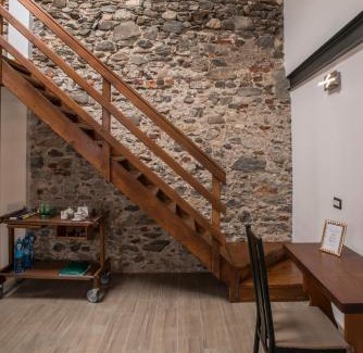 Arona Apartment | PICCOLA VILLA nel Centro Storico