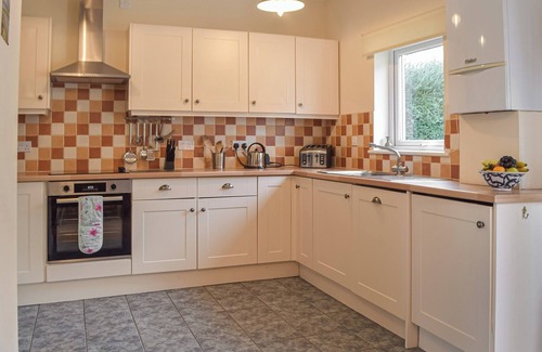 Simpson Cross Cottage | Picked for its character and only a 5 minute drive to the beach.