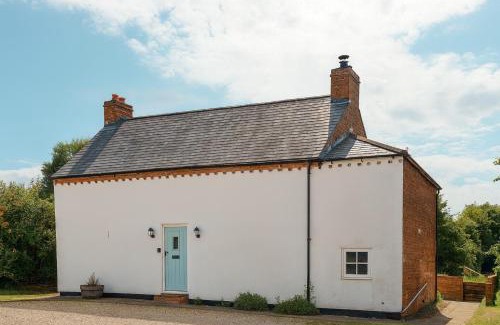Yarm House | Picturesque Riverside luxury cottage in Yarm