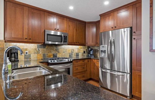 Canmore Condo | Picturesque Views | Top Choice Stay