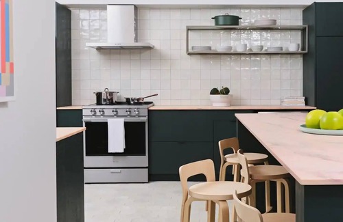Kennebunk House | Pieces Homes Kennebunk - a design gem in a classic New England beach townnn