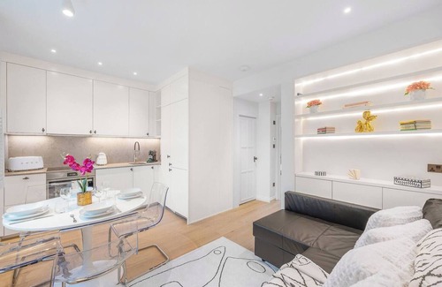 Campden Apartment | Pied a Terre near Hyde Park & Notting Hill with WashMachine