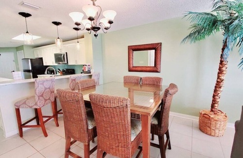 Orange Beach Condo | Pier! Use a private fishing pier! Direct Gulf View - Pool
