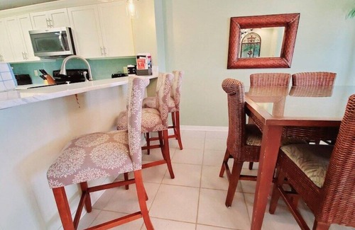 Orange Beach Condo | Pier! Use a private fishing pier! Direct Gulf View - Pool