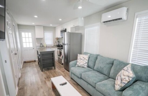 Kure Beach Cottage | Pier View 2 - Beautifully Renovated 2-bedroom Cottage. Enjoy the Local Charm of Pleasure Island! 2 Cottage by Redawning
