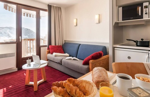 Avoriaz Apartment | Pierre & Vacances Antarès Residence * - Studio 4 People Mountain View