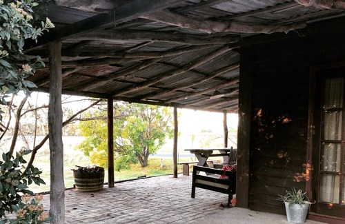 Eurunderee Cottage | Pieter van Gent Winery Bushman's Cottage