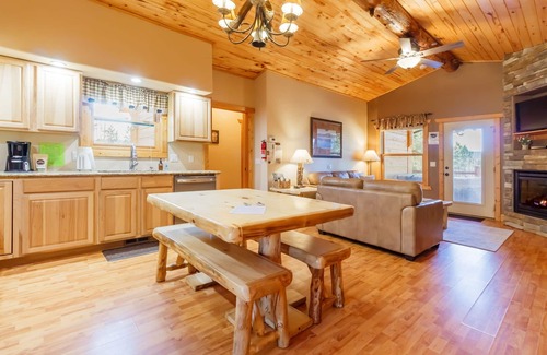 Woodland Park Cabin | Pikes Peak Ranch - Angler's Cove Cabin