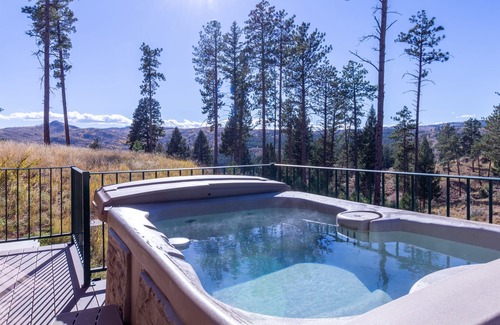 Woodland Park Cabin | Pikes Peak Ranch - Bear Den Cabin
