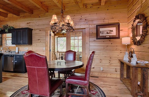 Waynesville Cabin | Pilots Porch, Hot Tub, Sleeps 8, in Gated Smoky Mtn. Retreat Community