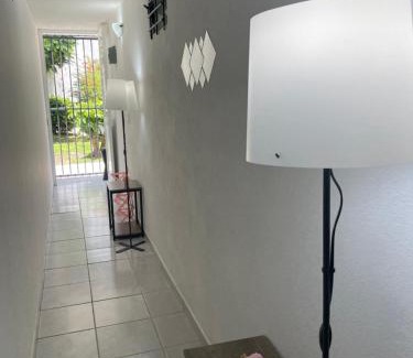 Zapopan House | Pinar de la Calma, mini casa totalmente renovada estilo Loft Renovada muy bien ubicada dentro de la ciudad sin salir al periferico a solo 5 minutos del Parque Industrial Tecnologico II Sur de la Ciudad ITESO TecMilenio UVM