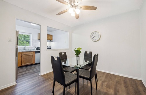 Newark Apartment | Pine Brook 1122 I Pool Gym I Free Parking !