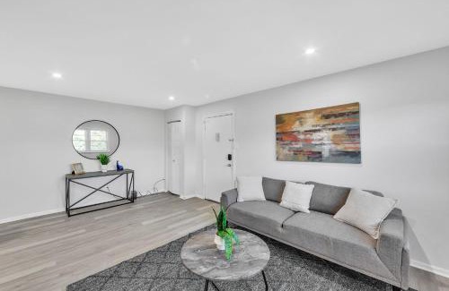 Newark Apartment | Pine Brook 817 I Corporate 1br Apartment !