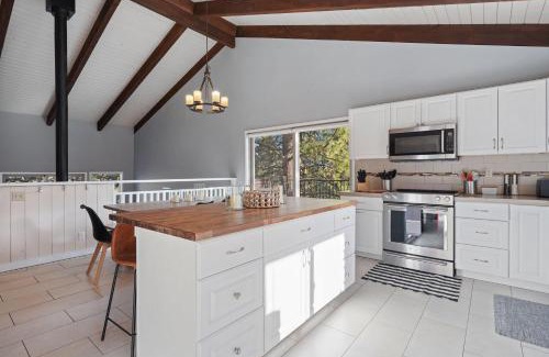 Bend House | Pine Knoll