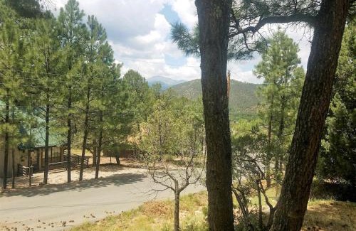 Ruidoso House | Pine Mountain Retreat