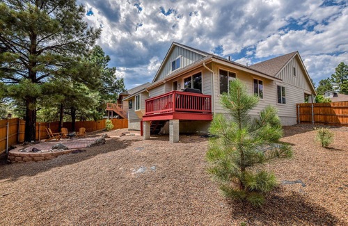 Ponderosa Trails House | Pine Mountain Trail | Pool Table | Dog & Family Fun in Flagstaff