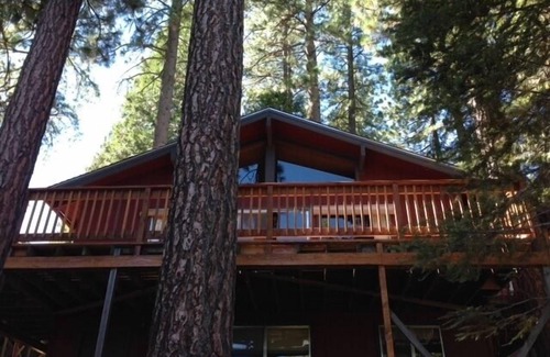 Long Barn Cabin | Pine Ridge Retreat