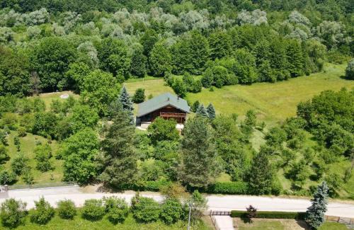 Bihac Apartment | Pine River Dobrenica - Private 4000 m2 Riverside Estate