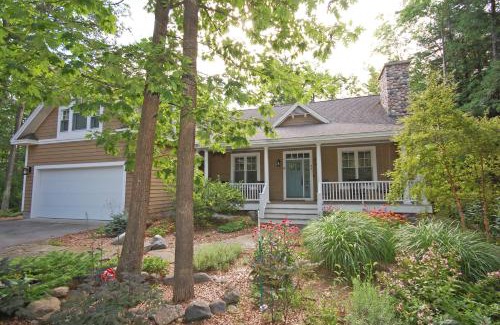 Glen Arbor House | Pine Trace 27