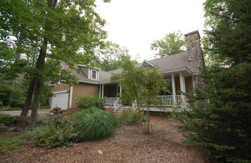 Glen Arbor House | Pine Trace 27