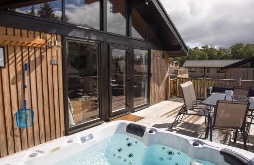 Otterburn House | Pine Tree