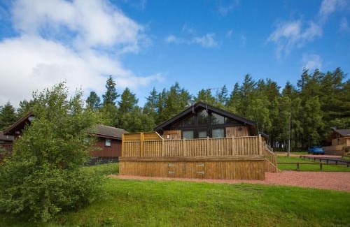 Otterburn House | Pine Tree