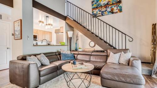 Dollar Point House | Pinegrove by AvantStay Beautiful Villas Condo just outside Tahoe City