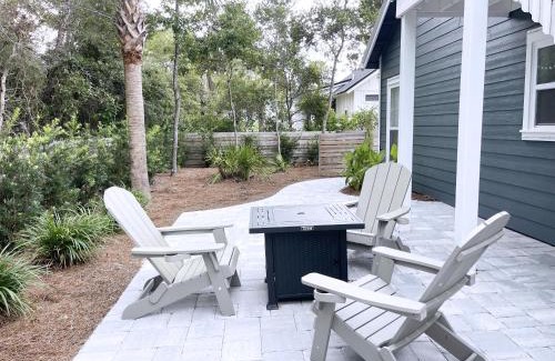 West Panama City Beach House | Pinewood Cottage home