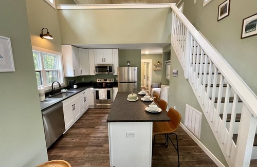 Monteagle Cabin | Piney House at The Retreat at Sunset Bluff
