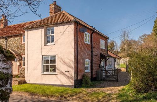 North Creake House | Pink End