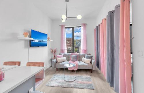 Elizabeth Apartment | Pink Heaven Indoor Pool, FREE Parking, Near NYC