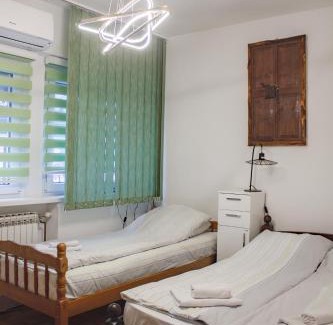 Old Town Apartment | Pink Houdini Home