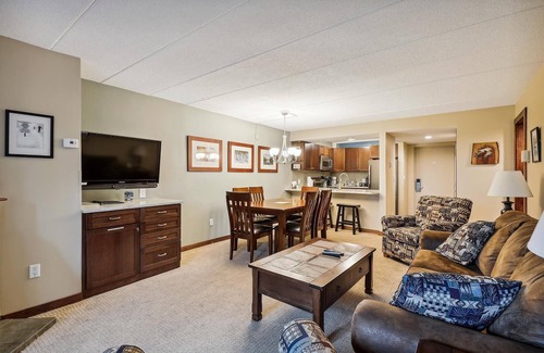 Killington Condo | Pinnacle F01 Fully remodeled unit. The property also offers shuttle to the slopes everyday of the week.