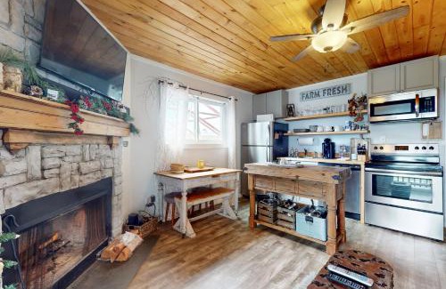 Banner Elk Apartment | Pinnacle Inn #3302