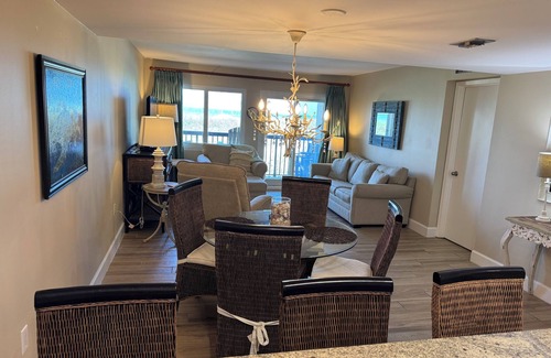 Sunnyside Condo | Pinnacle Port 2-bedroom condo in delightful Panama City Beach! Easy Access!
