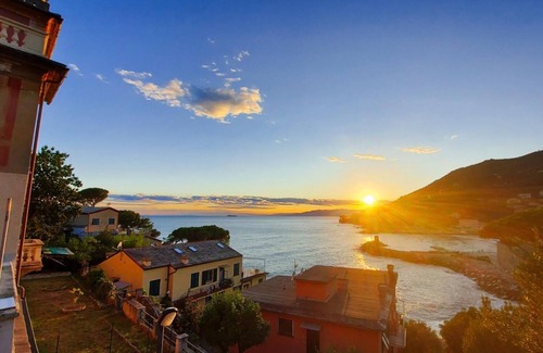 Marina di Campo Apartment | Pino bilo - One Bedroom Apartment, Sleeps 6