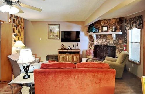Ruidoso Apartment | Pinon Park C11
