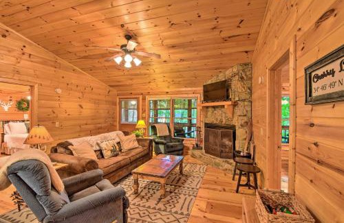 Blue Ridge House | Pinot and Pine Chic Log Cabin about 5 Mi to Blue Ridge