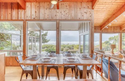 Seal Rock House | Piot House
