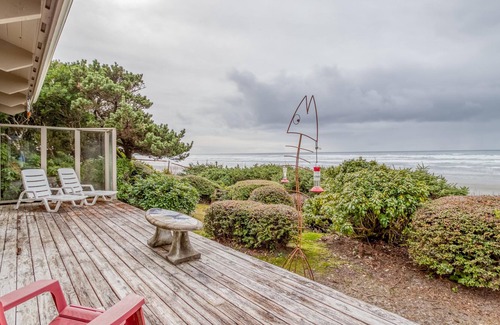 Seal Rock House | Piot House