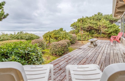 Seal Rock House | Piot House