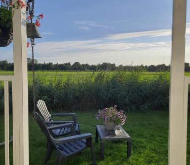 Augustinusga Bed & Breakfast | Pipowagen 't Strunerke