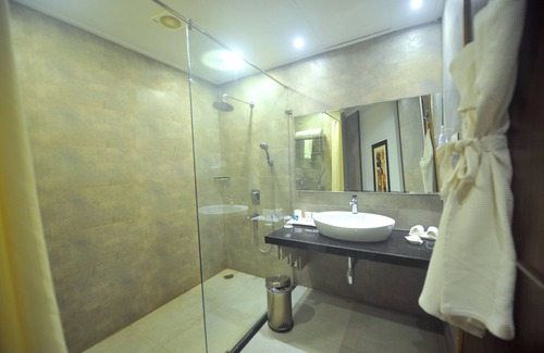 Bhubaneshwar Hotel | Pipul Padmaja Premium and Convention
