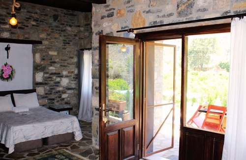 Selcuk Hotel | Pir Efes Konakları