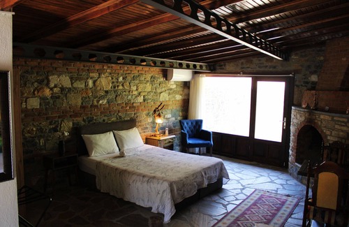 Selcuk Hotel | Pir Efes Konakları