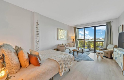 Fort Walton Beach House | Pirate's Bay Waterfront Relax & Recharge Studio