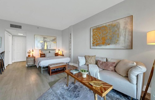 Fort Walton Beach House | Pirate's Bay Waterfront Relax & Recharge Studio