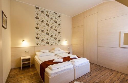Siofok Bed & Breakfast | Piroska Csárda és Panzió