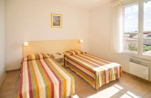 Homps Villa | Piscines, Gym, Hammam sur place ! Villa Spacieuse